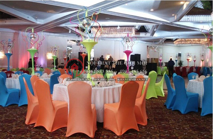 Tại sao áo phủ ghế được sử dụng phổ biến